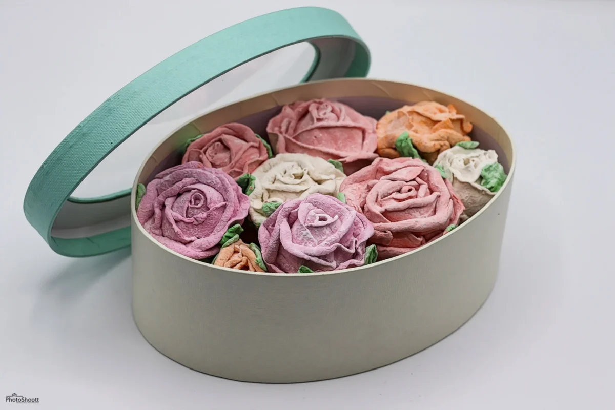 Gift box of assorted zephyr confections